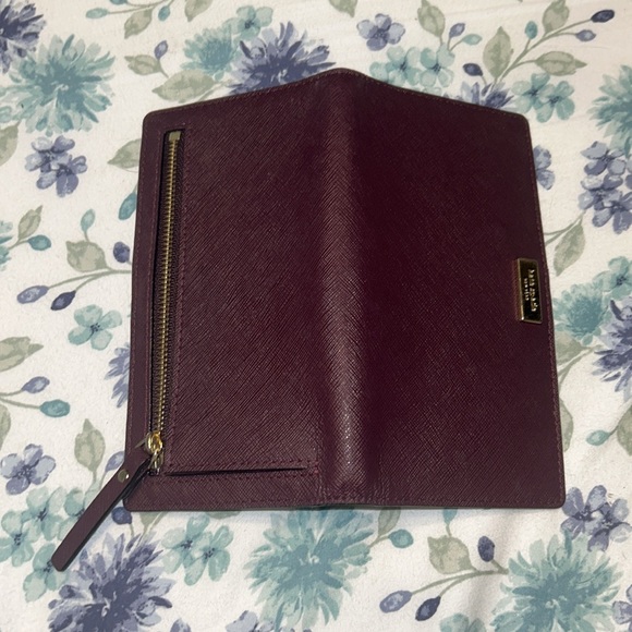 Kate Spade bifold wallet - Picture 10 of 10